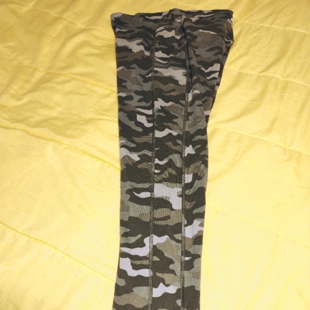 Women's Junior PINK Green Camouflage Yoga Pants/Leggings Pants w/Pockets Comfy